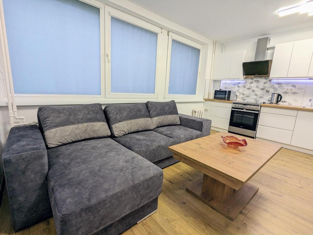 Lovely 2-bedroom Flat In The Heart Of